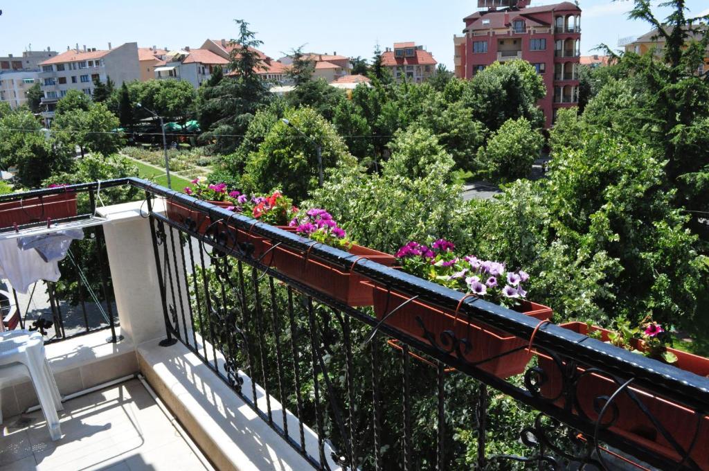 St. George Apartments Nesebar Exterior foto